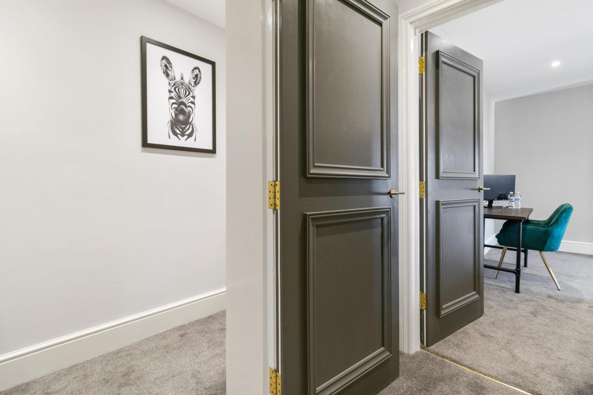 Whiskawaystays - Victoria House - Apartment 4 Worcester Buitenkant foto
